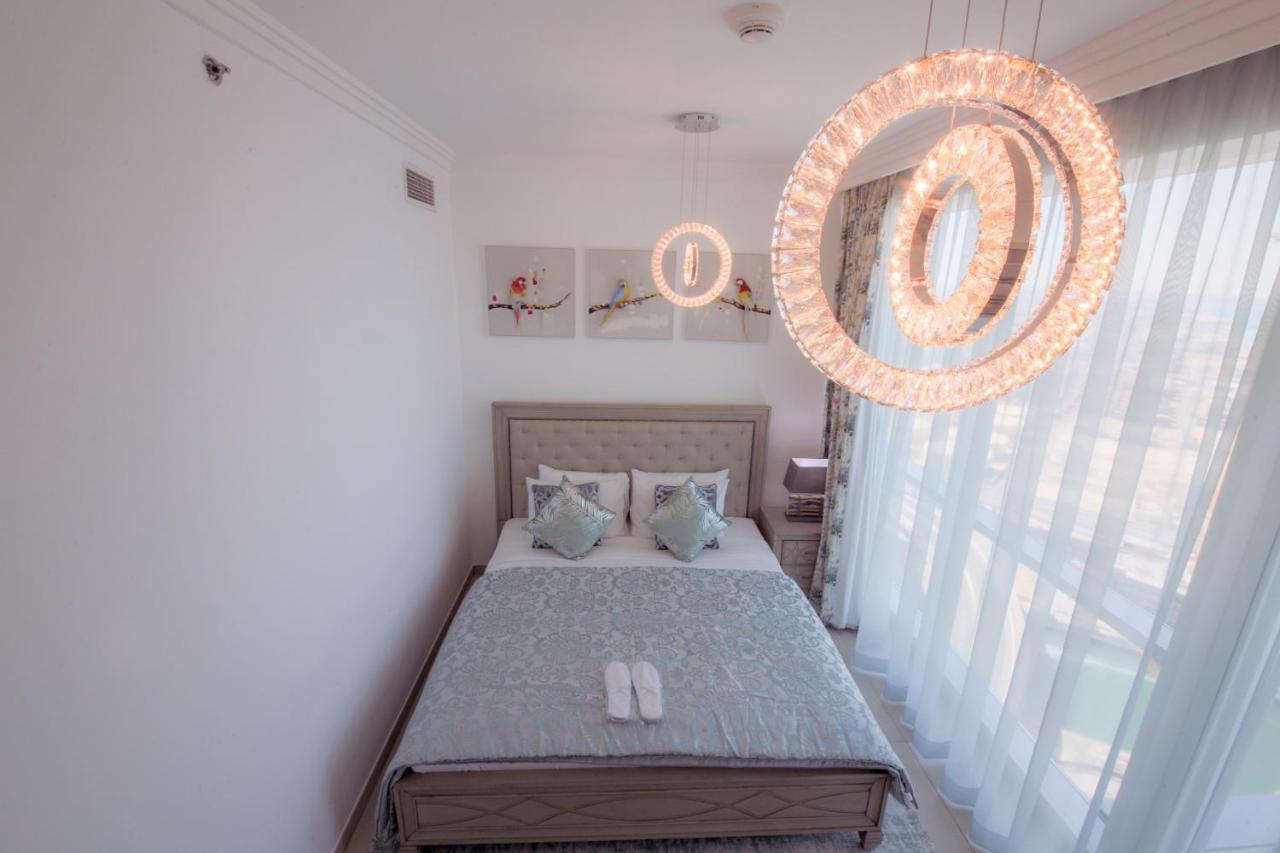 Stunning 5* 4br-oceanfront-apartment