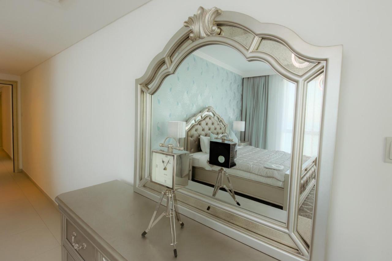 Stunning 5* 4br-oceanfront-apartment Apartment Dubai